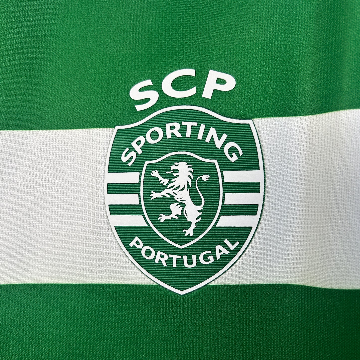 Camisola principal 2025/26 verde e branca