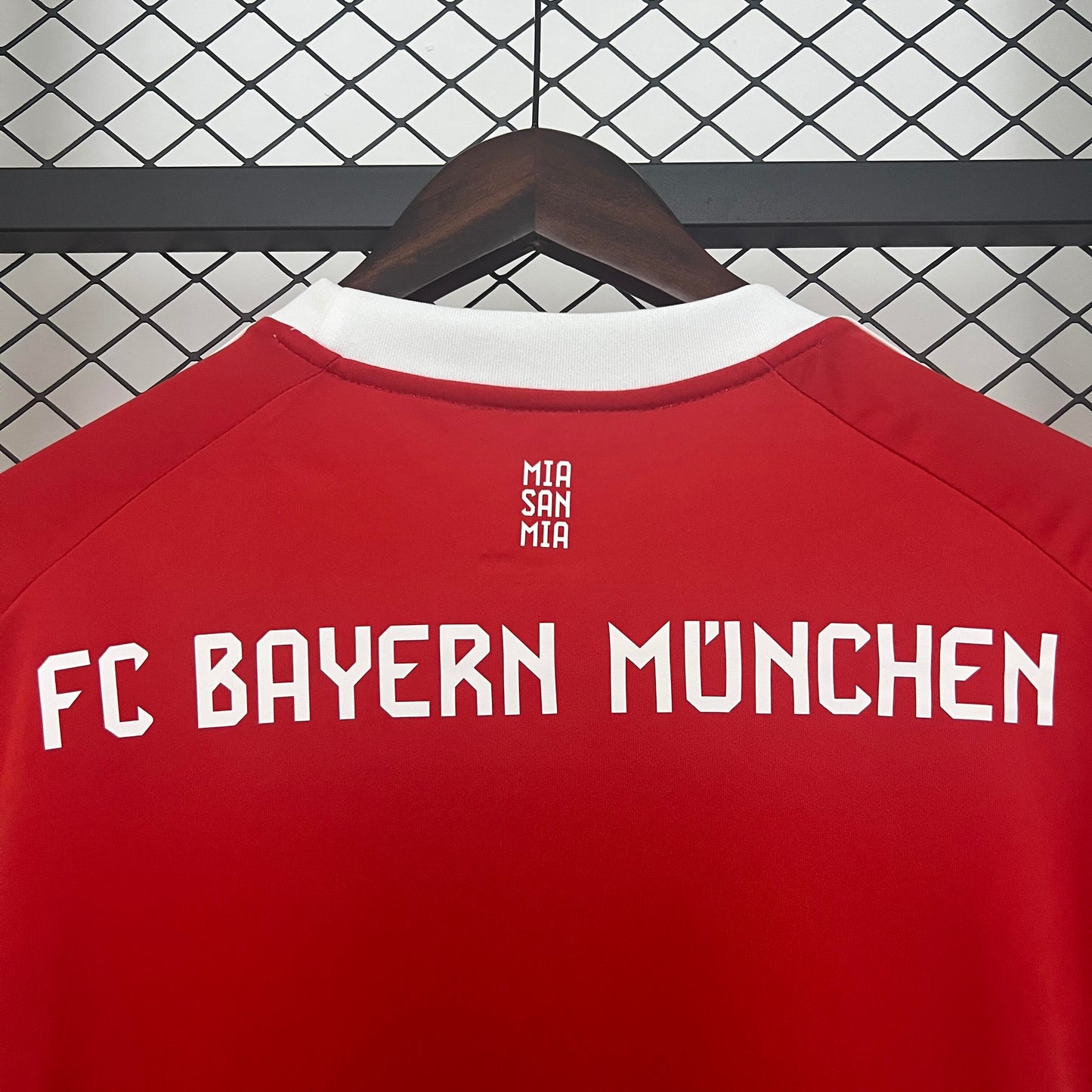 Camisola Bayern Munich home 2025/26
