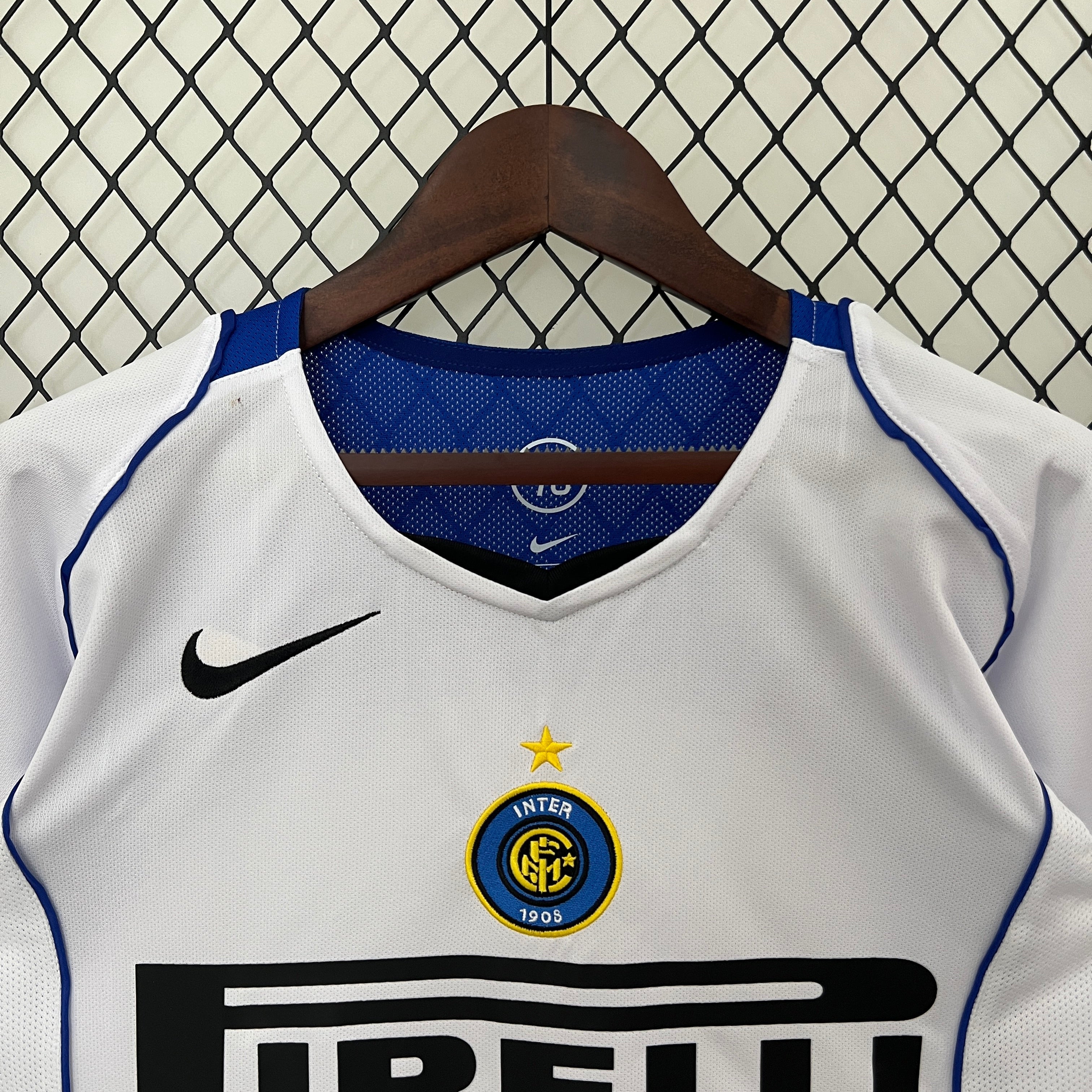 Camisola Retro Inter AWAY 2004/05