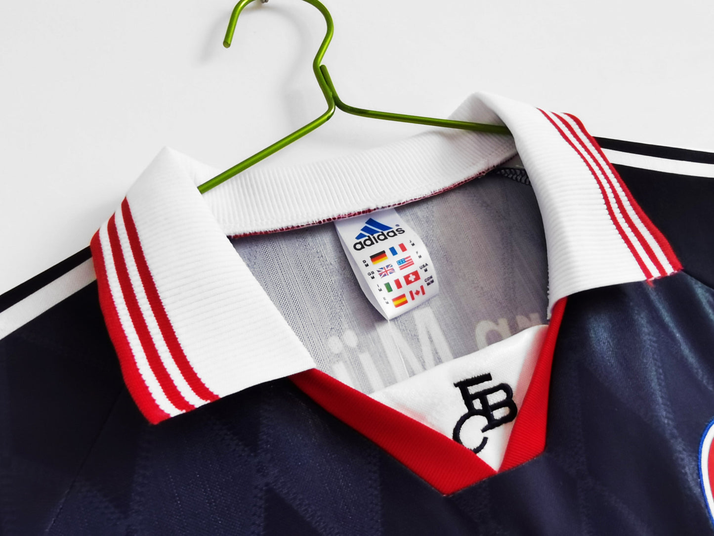 1997/1999 Bayern Munchen home kit