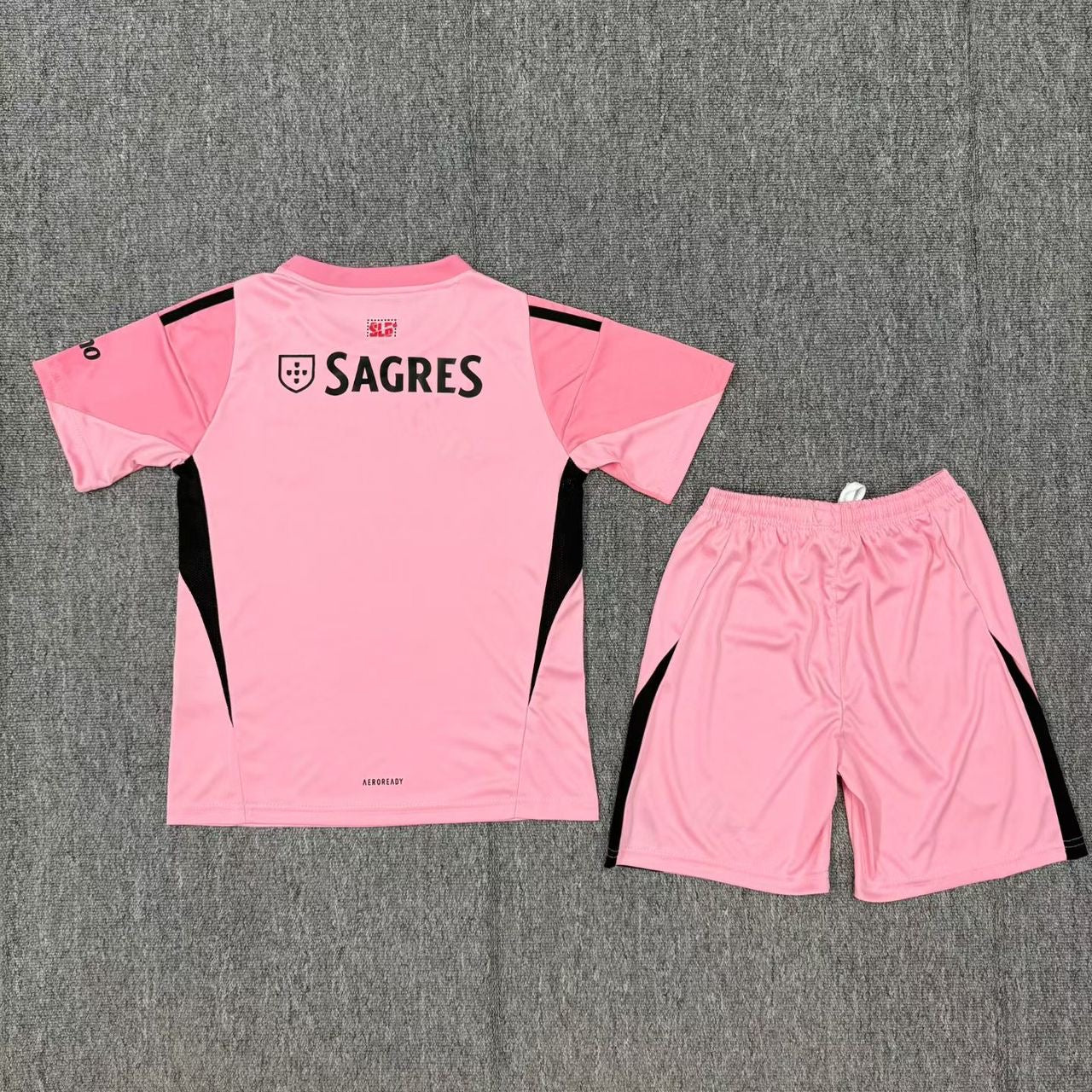 Conjunto infantil guarda redes rosa 2025/26