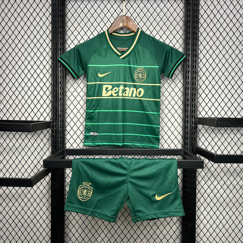 Conjunto infantil verde special editon 2024/25