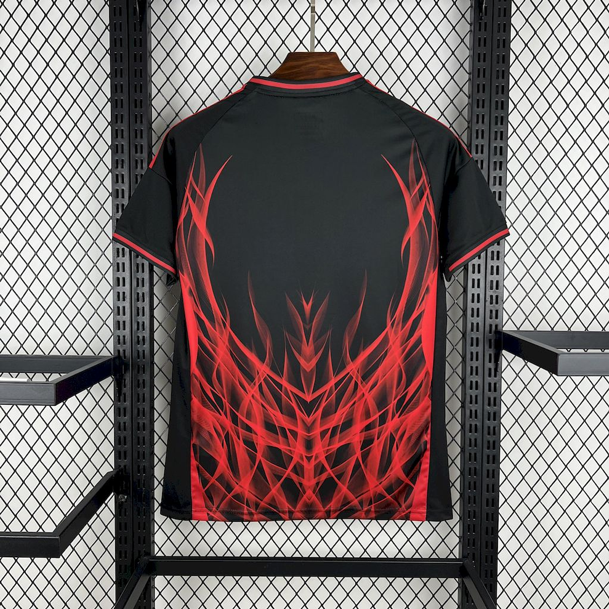 Camisola concept vermelha e preta 2025/26 - LANÇAMENTO