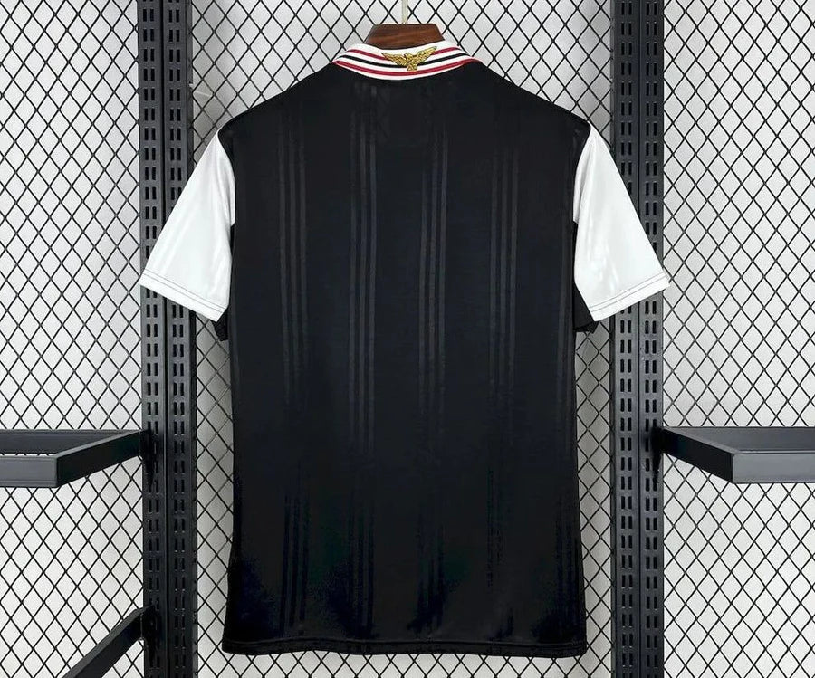 Camisola retro preta alternativa 1997/98