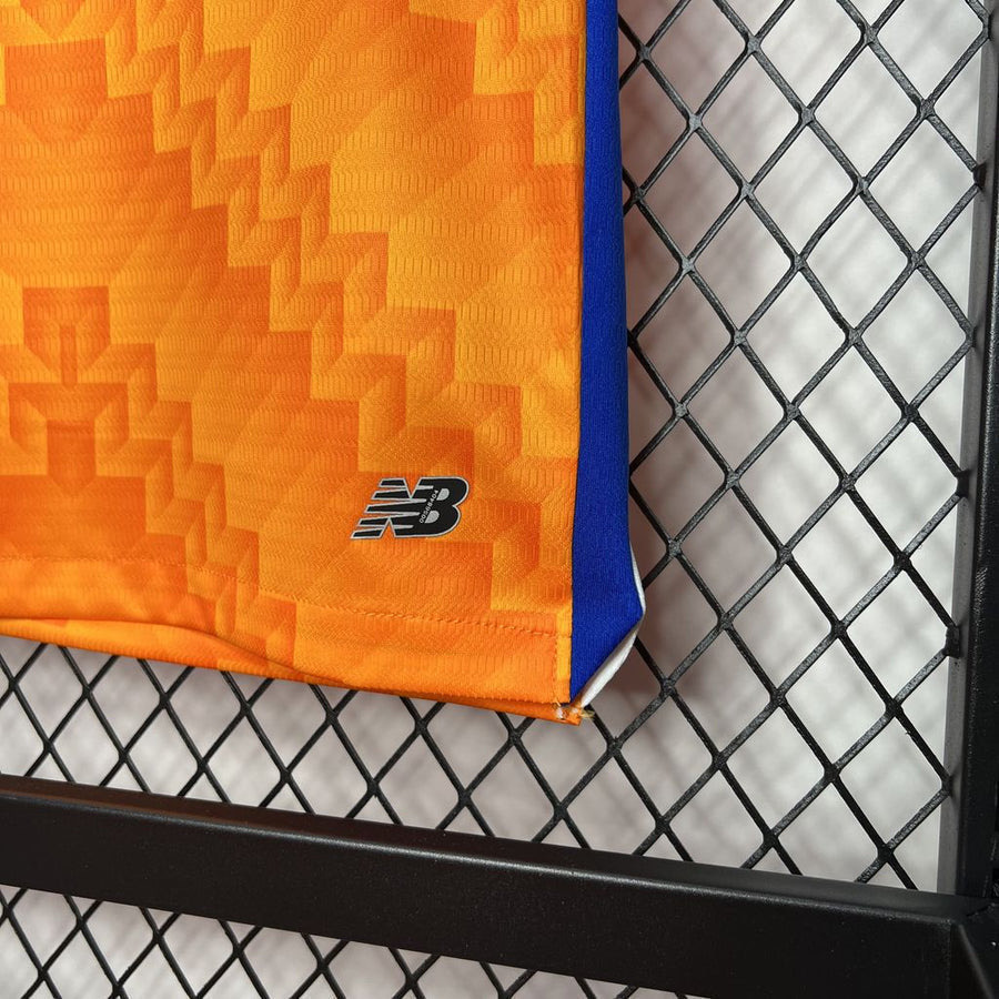 Conjunto infantil laranja alternativo 2024/25