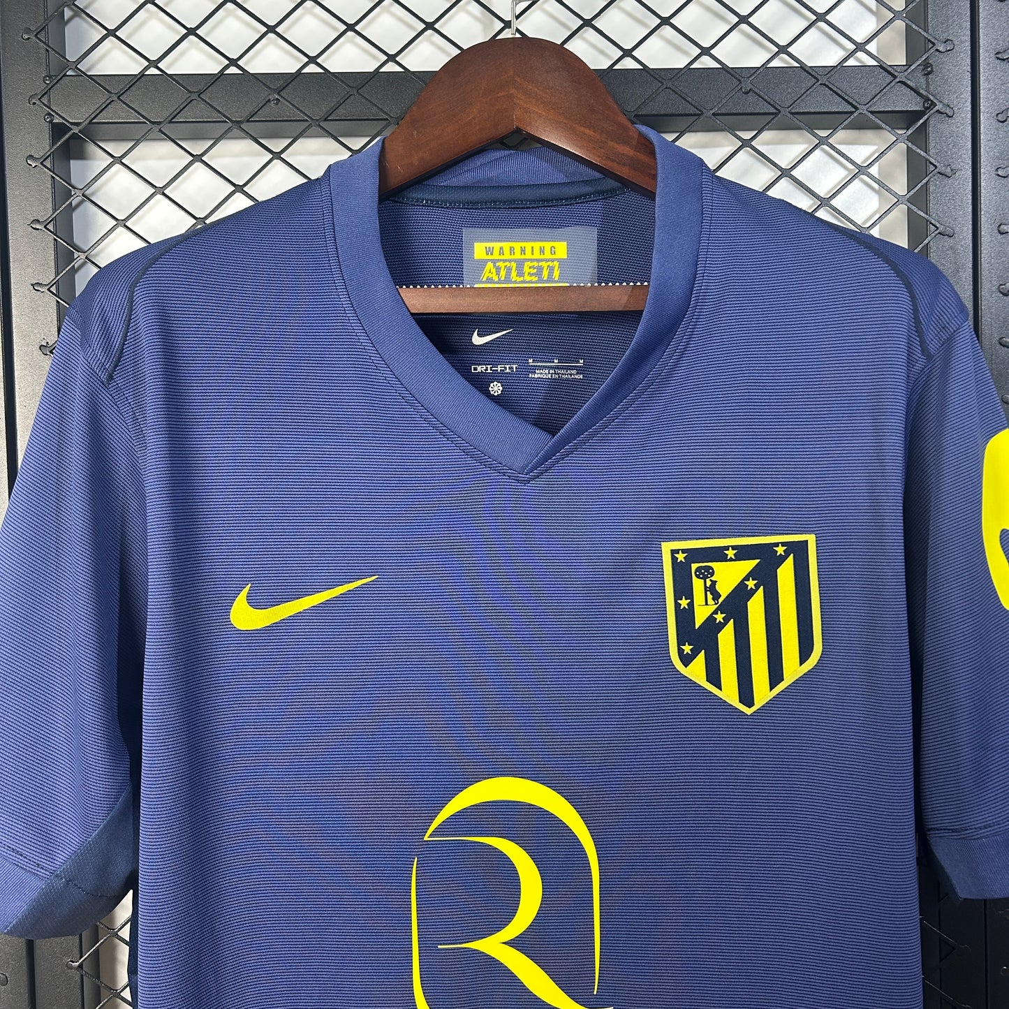Camisola Atletico de Madrid alternativa 2025/26