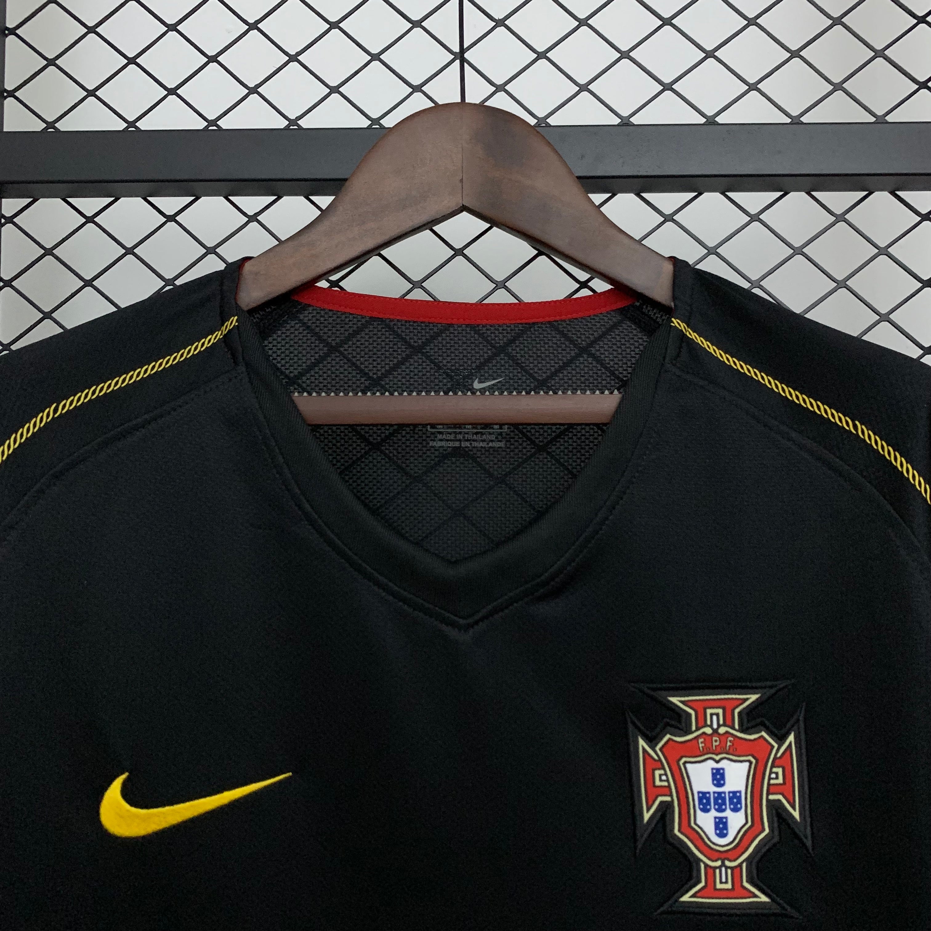 Camisola Portugal Retro away 2006/07