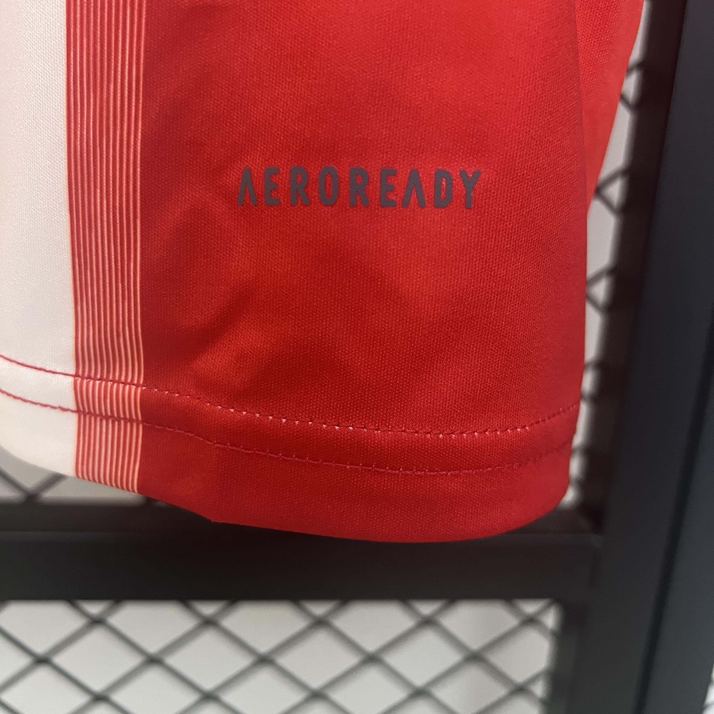 Camisola Bayern Munich home 2025/26