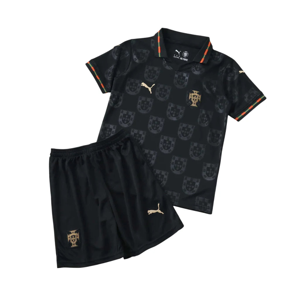 Conjunto infantil Seleção Portugal edição especial pantera negra EUSÉBIO preta 2025/26