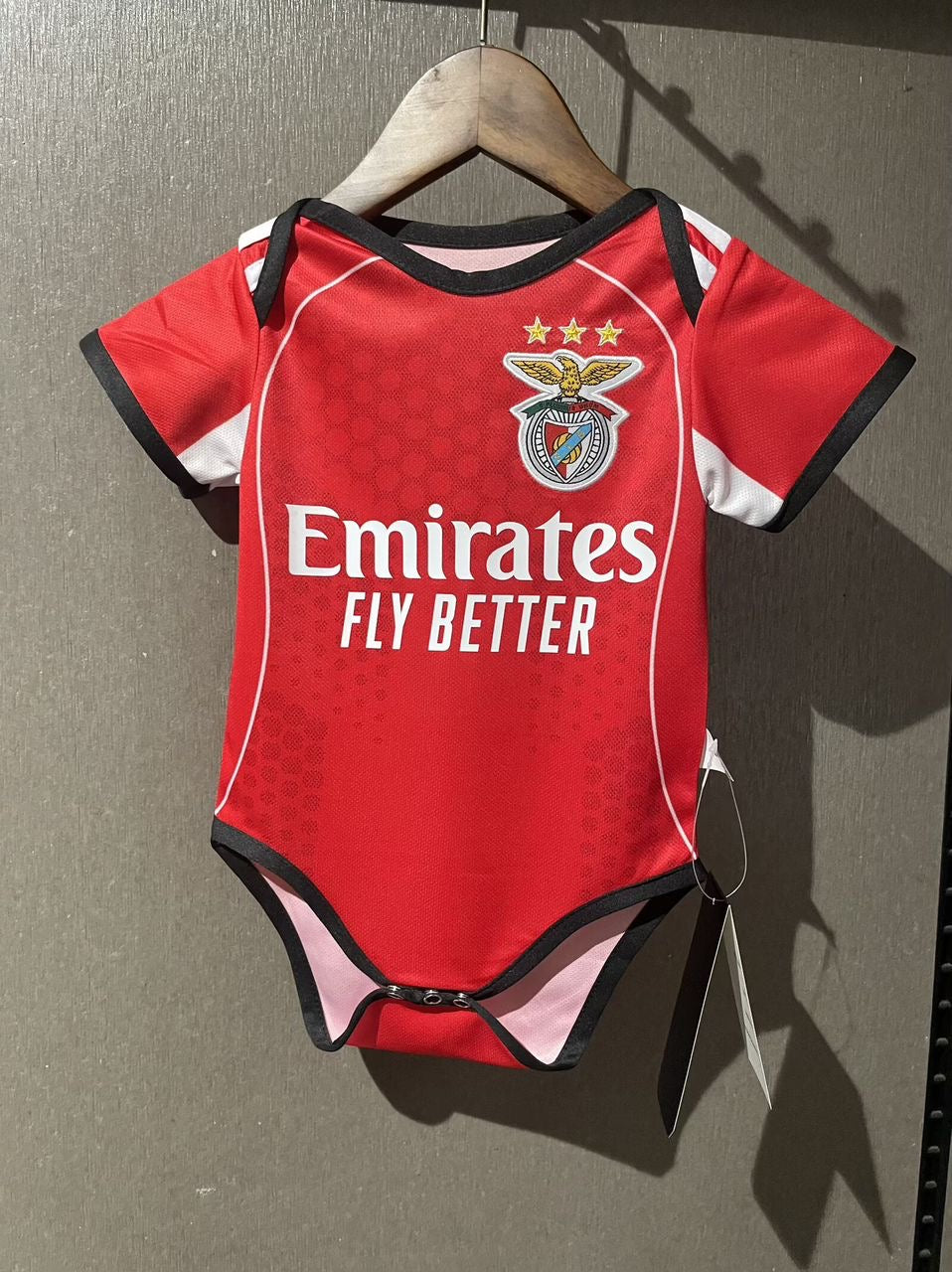 Body bebé SLB vermelha - 2025/26