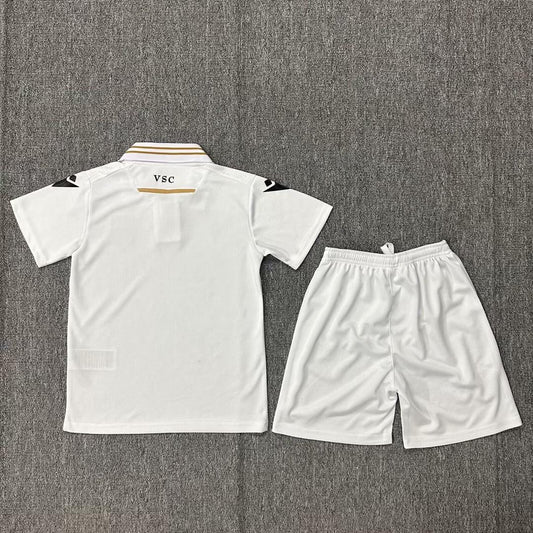 Conjunto infantil Vitória de Guimarães branca 2024/25