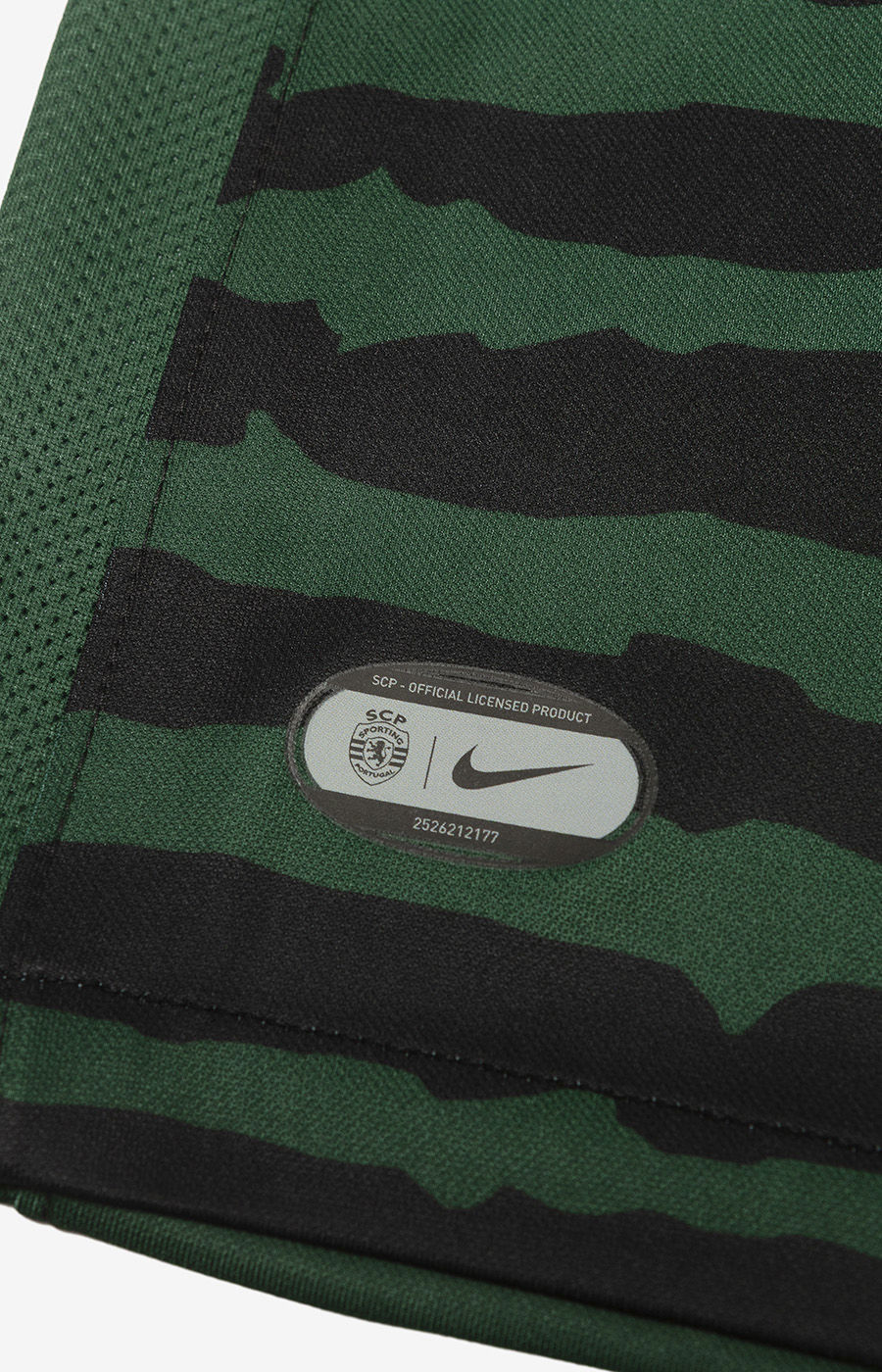 Camisola CHRISTIMAS KIT 2025/26 verde e preto - PRÉ VENDA [11 a 22 dias úteis pós compra]