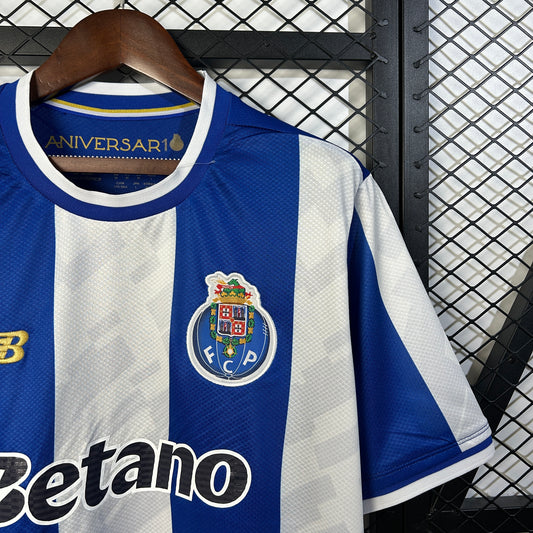 Camisola primeiro equipamento azul/branco 2025/26 Emblema bordado